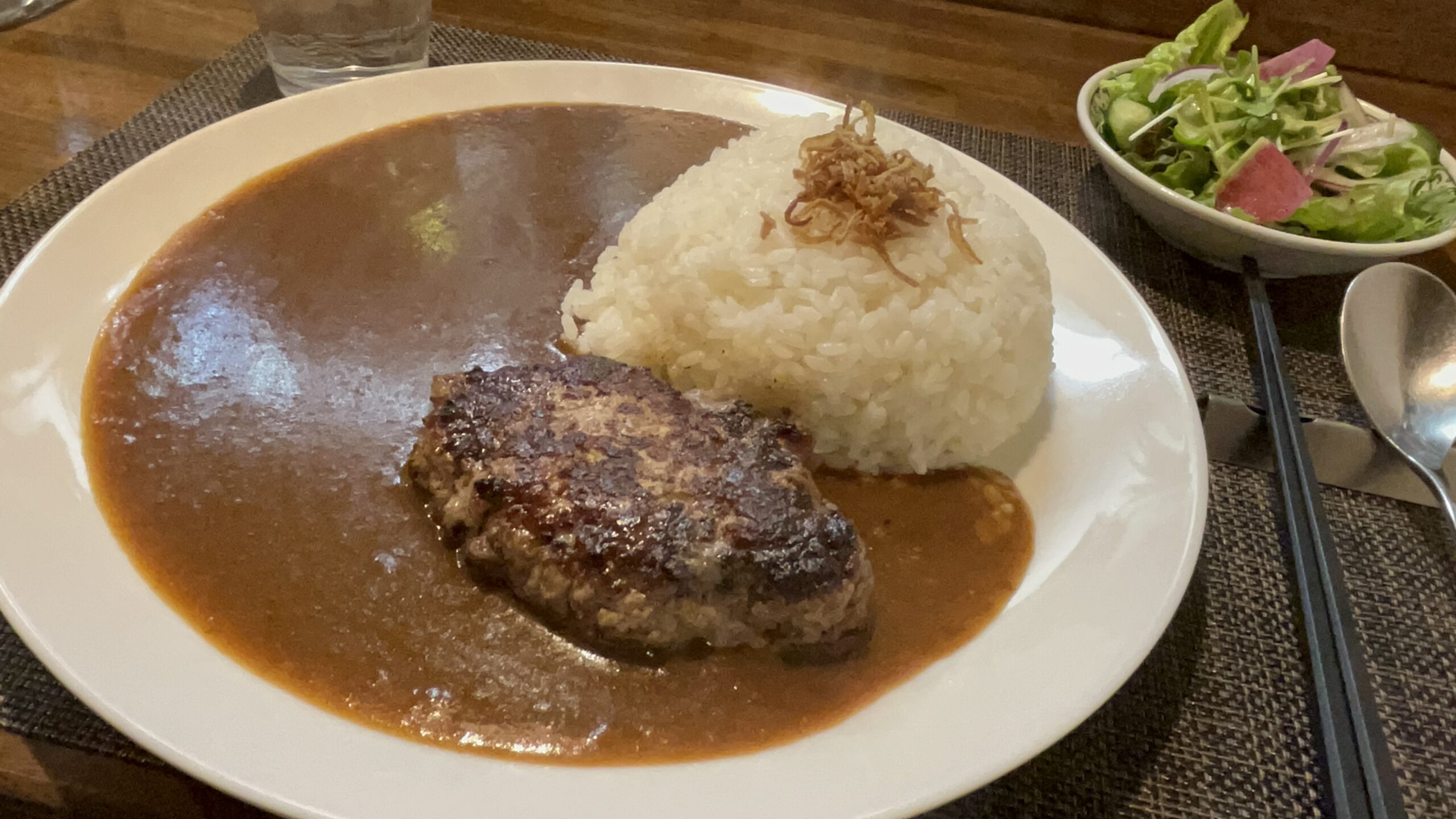 気さくな創作フレンチとカフェの店 Rigolo×Rigolo